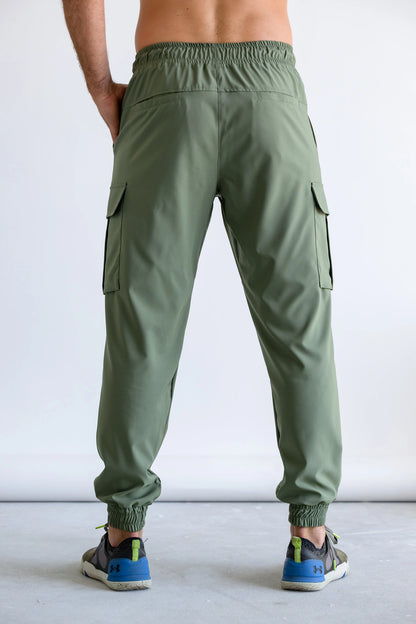 spodnie medyczne cago z kieszeniami w kolorze khaki